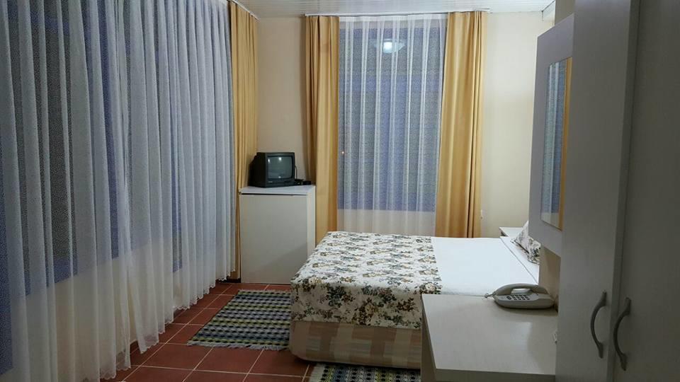 Victoria Suite Hotel & Spa 图尔古特雷斯 外观 照片