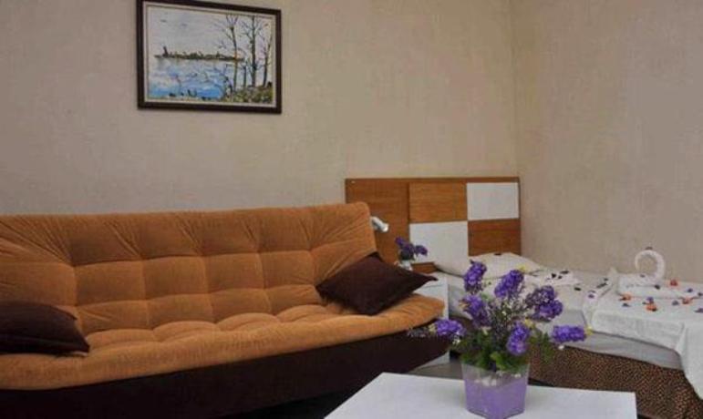 Victoria Suite Hotel & Spa 图尔古特雷斯 外观 照片