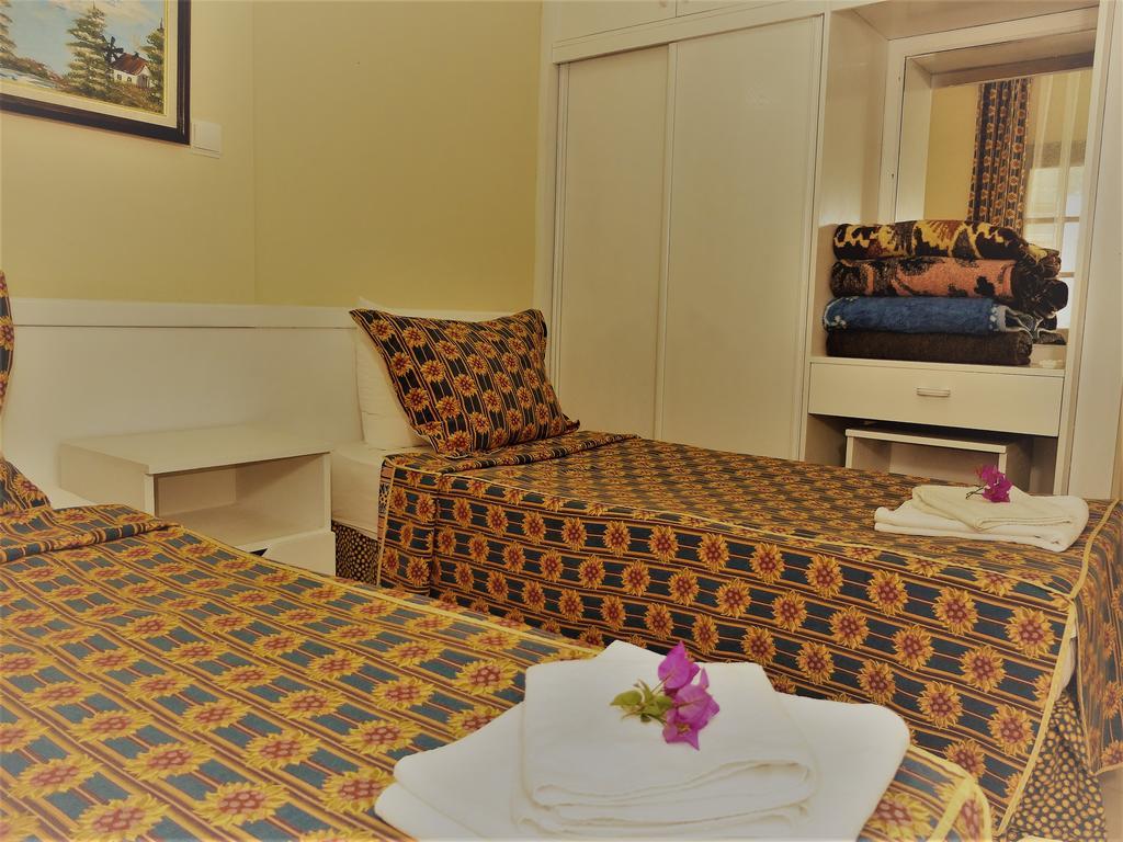 Victoria Suite Hotel & Spa 图尔古特雷斯 外观 照片